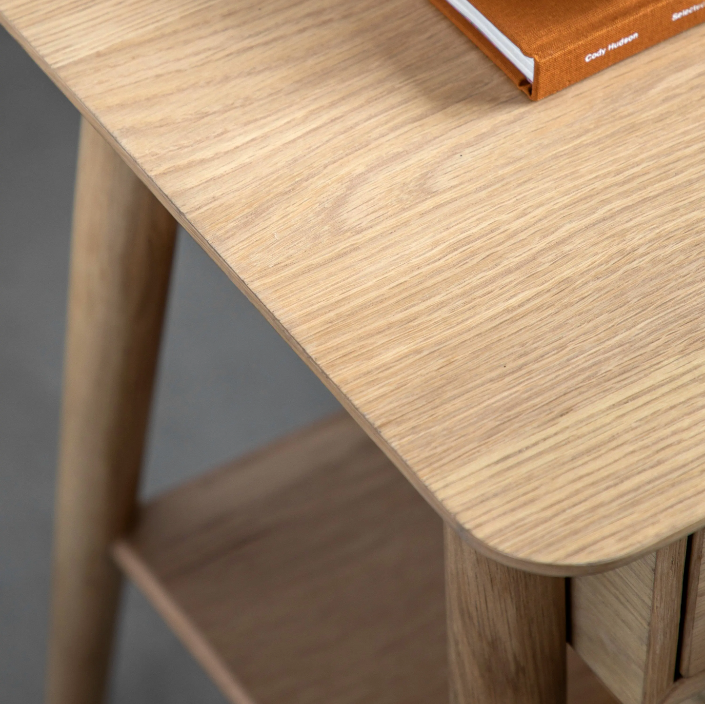 Hatfield Oak Bedside Table