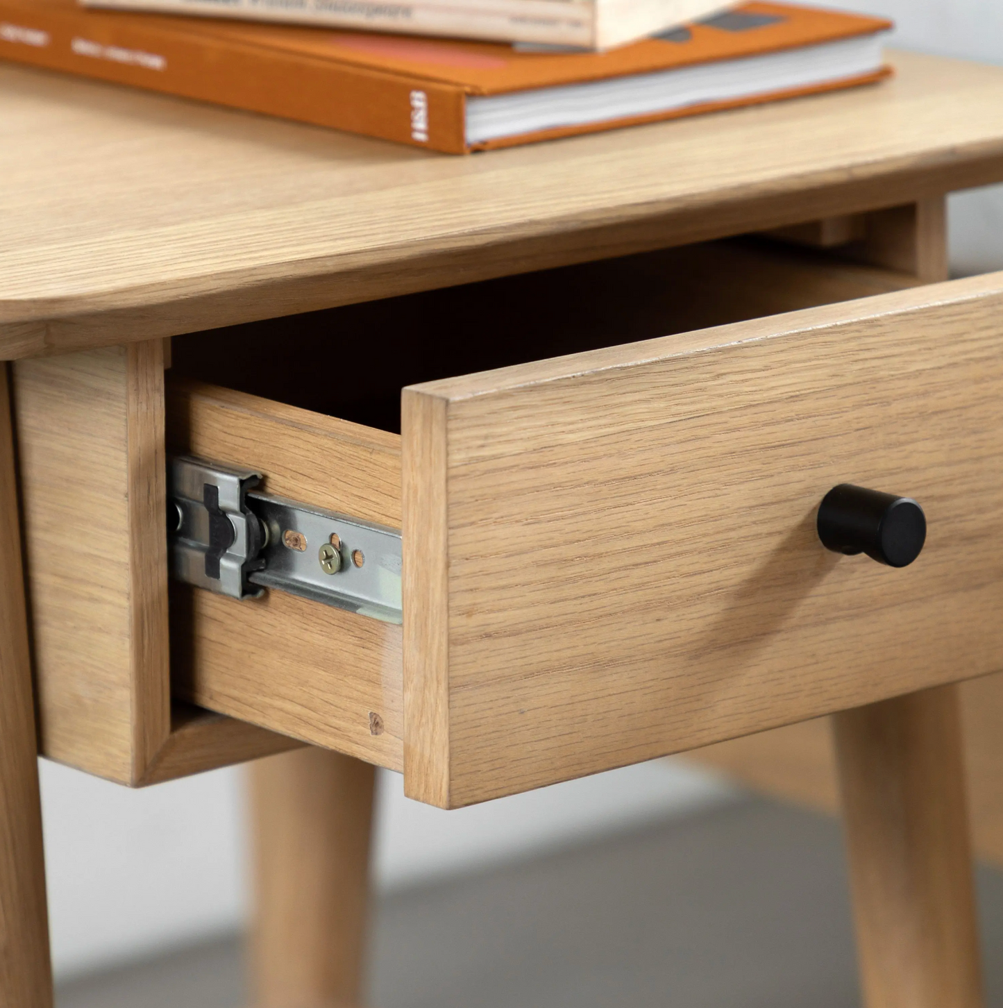 Hatfield Oak Bedside Table